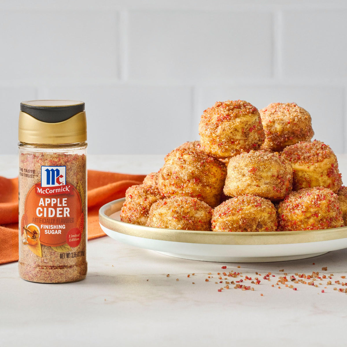 McCormick Finishing Sugar, Pumpkin Spice, Limited Edition, Sweet Blend of Warm Pumpkin Spices, The Perfect Finish for Cookies, Muffins, Pancakes, Bread, and More, 3.66 oz