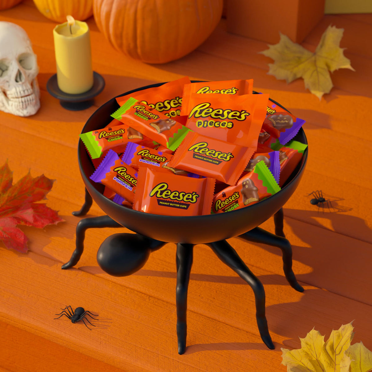Reese's Assorted Peanut Butter Halloween Candy Pumpkin Bowl, 110 ct