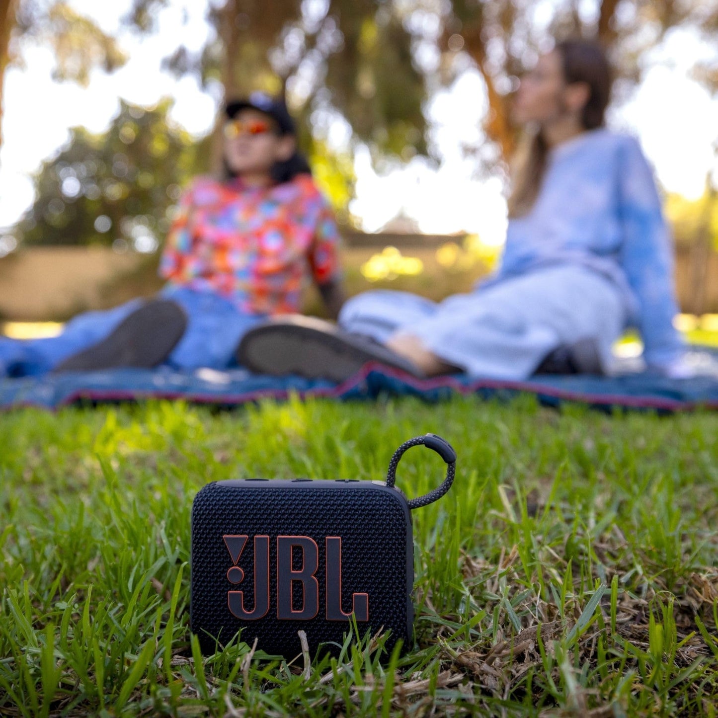 JBL Go 4 - Ultra-Portable, Waterproof and Dustproof Bluetooth Speaker, Big Pro Sound with Punchy bass, 7-Hour Built-in Battery, Made in Part with Recycled Materials (Blue)