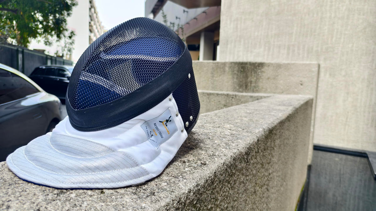LEONARK Fencing Foil Mask Fencing Helmet CE 350N Certified National Grade Masque - Fencing Protective Gear
