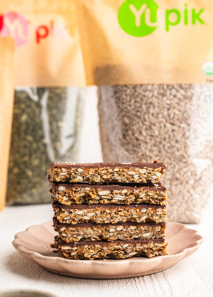 Yupik Raw Pumpkin Seeds, No Shell, 1 lb (16 oz), GMO-Free, Gluten-Free, Kosher, Shelled Pepitas, Salt-Free, Oil-Free, Plant-Based Protein, Source of Fiber, Healthy Snacks, Ideal for Baking & Topping